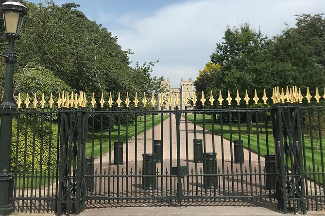 1,000 Years of Royal History from Windsor to Eton: A Self-Guided Audio Tour - How the Audio Tour Style Changes Your Windsor-to-Eton Day