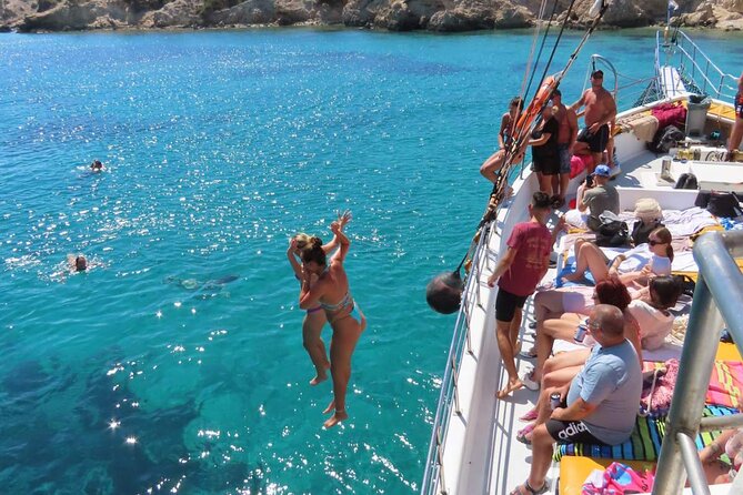 3 Island Cruise Tour in Kos Island with Personalized Audio Guide - Onboard Comfort: Wi‑Fi, Restroom, and Seating Reality