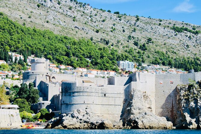 50-minute Panoramic Cruise of Dubrovnik with English Audio Guide - Dubrovnik’s City Walls, photographed from the water