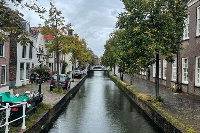 90 minutes Self-Guided Walking tour with puzzles in Leiden - Price and value: what $23.23 per group really means