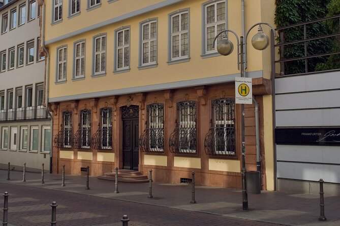 A Frankfurt Meander: A Self-Guided Audio Tour in Germany's Cradle of Democracy - Thurn and Taxis Palace to Kleinmarkthalle: Passing Through Power and Daily Life