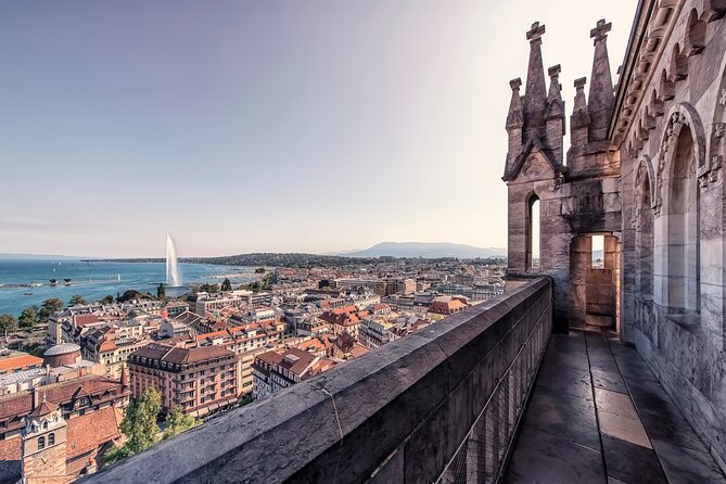 A Self-Guided Audio Tour of Geneva’s Old Town - Bourg-de-Four start: getting your bearings at the old marketplace
