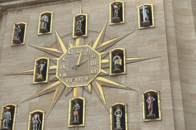 A Self-Guided Tour of Brussels: From Medieval to Modern Times - Grand Place UNESCO to Tintin Comic Mural: the city at its most recognizable