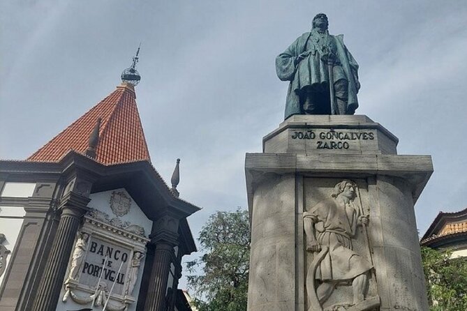 A Self-Guided Walk Through Funchal’s Historic Heart With a Local - Praça da Autonomia: the Monument to Autonomy moment