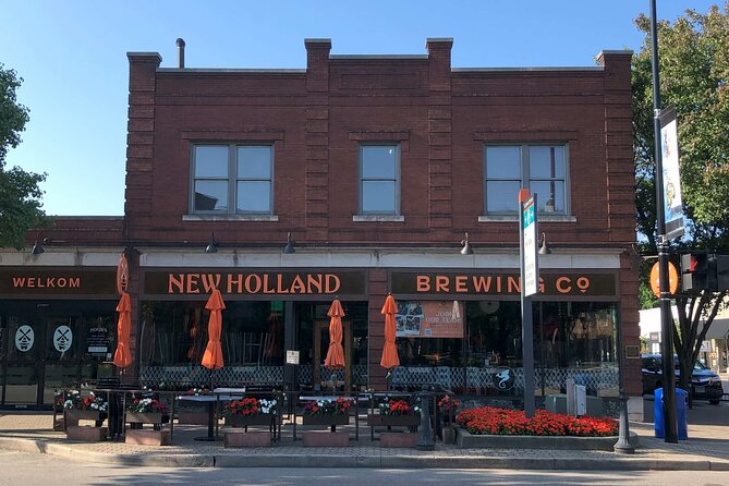 A Self-Guided Walking Audio Tour of Holland, Michigan - Near Hope College: Voorhees Hall, President’s Home, and student-center landmarks