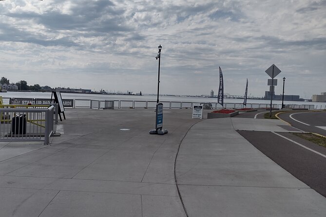 A Self-Guided Walking Tour through Duluth’s Canal Park - Starting at Lakewalk Park (Endion Station): Get Your Bearings Fast
