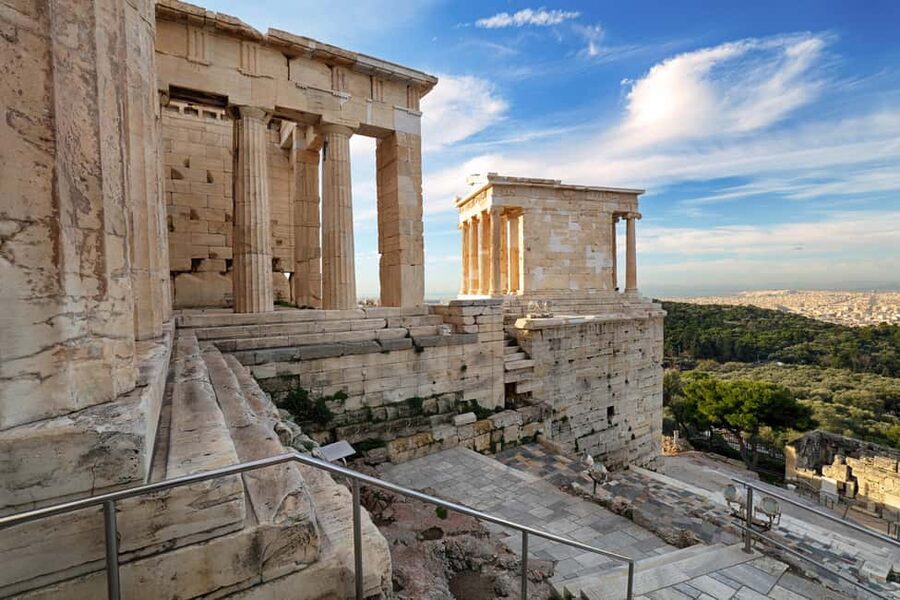 Acropolis Self-Guided Smartphone Tour w/Audio & 3D(No entry) - A Phone Guide That Lets You Set the Acropolis Pace