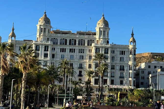 Alicante’s History and Highlights: Self-Guided Walking Tour - Casa Carbonell: revenge, elegance, and a strong story at the street level