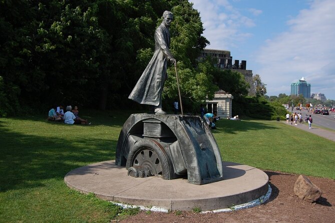 Amazing Scavenger Hunt: Hunt Along Niagara Falls - Price and value: is $12.44 per person worth it?
