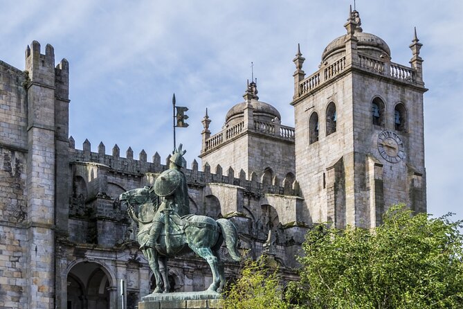 Amazing Secrets of Porto: Self-Guided Puzzle Adventure - Casa do Infante vs. Alfândega Velha: you’ll pass, so plan your gaze