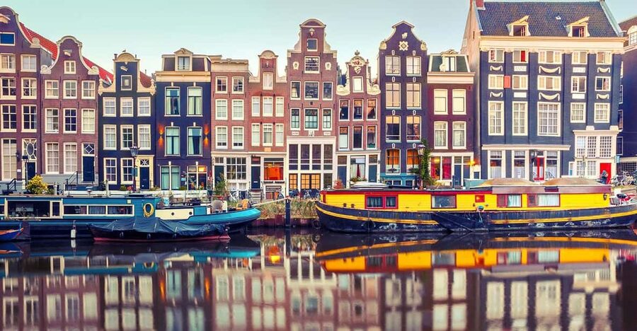 Amsterdam Audioguide - TravelMate app for your smartphone - How the TravelMate Amsterdam audioguide actually works