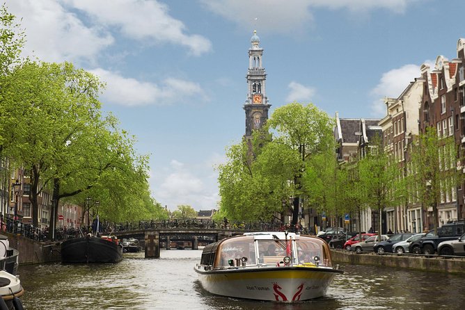 Amsterdam City Centre Cruise on heated boat with Audioguide - Departure timing: why it affects comfort and crowd noise