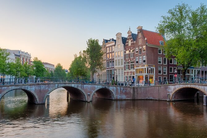 Amsterdam Ghost Hunt: Self-Guided Mystery Adventure - Amsterdam Dungeon and Dam Square: the route hits the big names