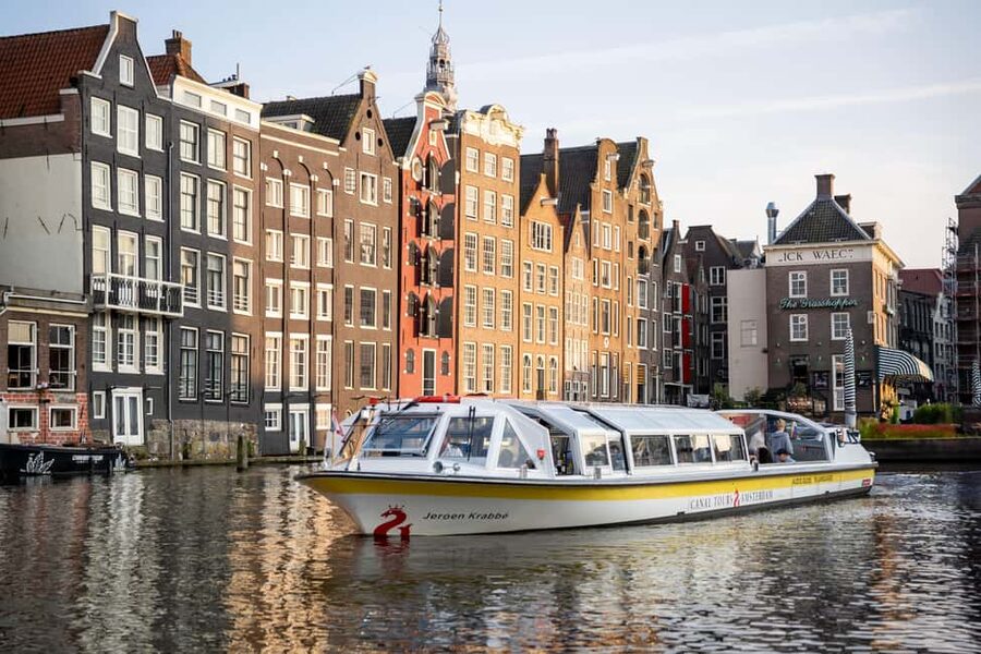 Amsterdam: Heated Canal Cruise Including Audioguide - A Warm Canal Cruise Through Amsterdam’s UNESCO Canal Belt