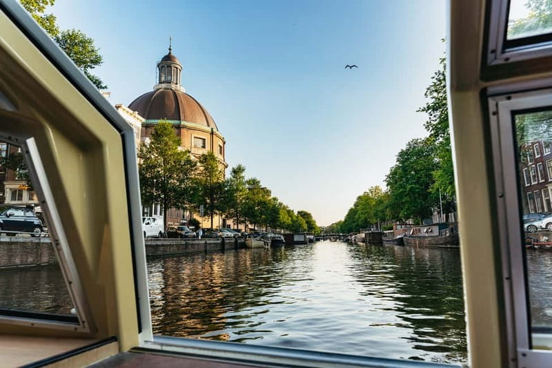 Amsterdam: Heated Canal Cruise Including Audioguide - Price and Value: Is $15 Worth a 60–75 Minute Cruise?