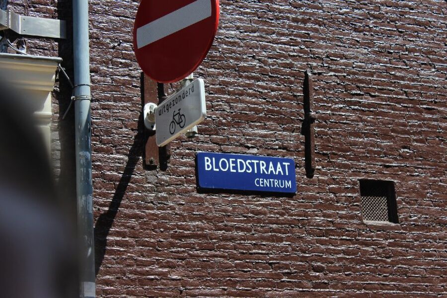 Amsterdam: Red Light District 1-hour Smartphone Audio Tour - Ons’ Lieve Heer op Solder: A Chapel Story That Feels Like a Secret