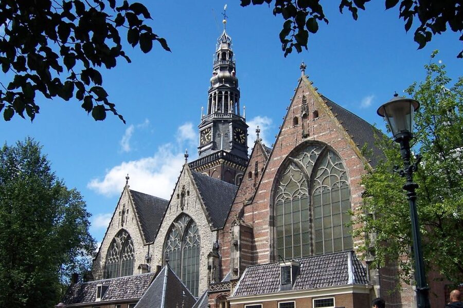 Amsterdam: Red Light District 1-hour Smartphone Audio Tour - Phone-Ready Reality Check: Offline Audio, Storage, and Compatibility