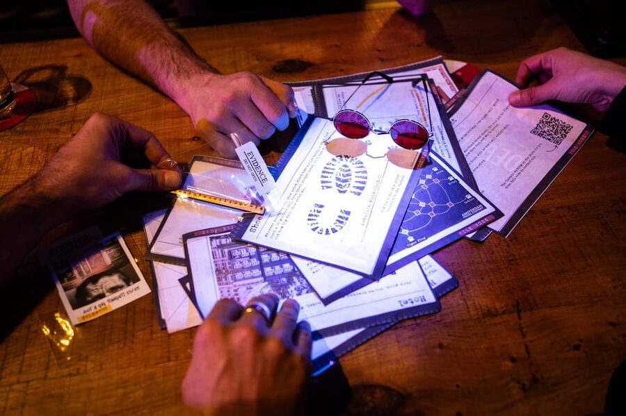 Amsterdam: Self-guided Red Light District Pub Crawl Mystery - Bierfabriek to De Prael: the 3-hour flow in plain language