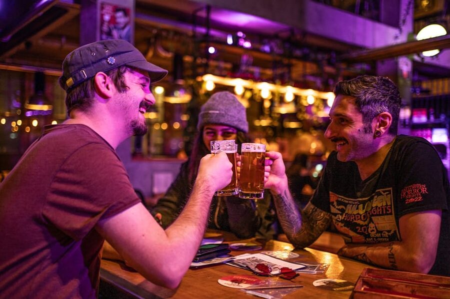 Amsterdam: Self-guided Red Light District Pub Crawl Mystery - Breweries instead of random bars: what the brewery stops add