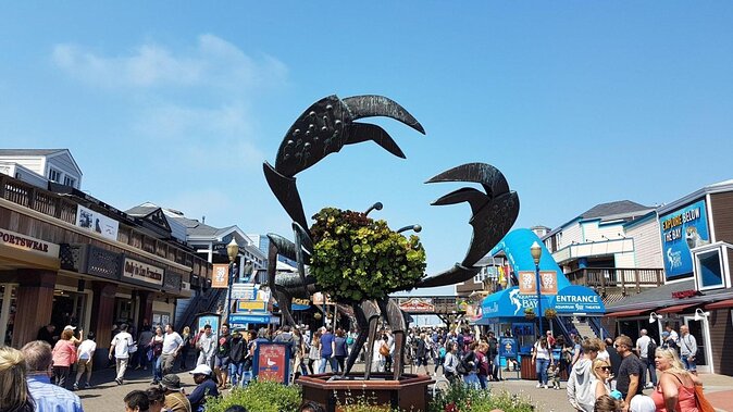 An Exciting Scavenger Hunt: Along Fisherman’s Wharf - Key Points at a Glance