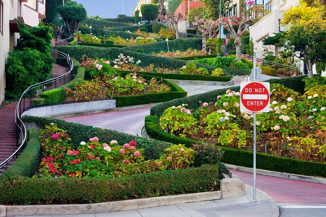 An Exciting Scavenger Hunt: Along Fisherman’s Wharf - Getting Started at 2350 Taylor St and Staying Oriented