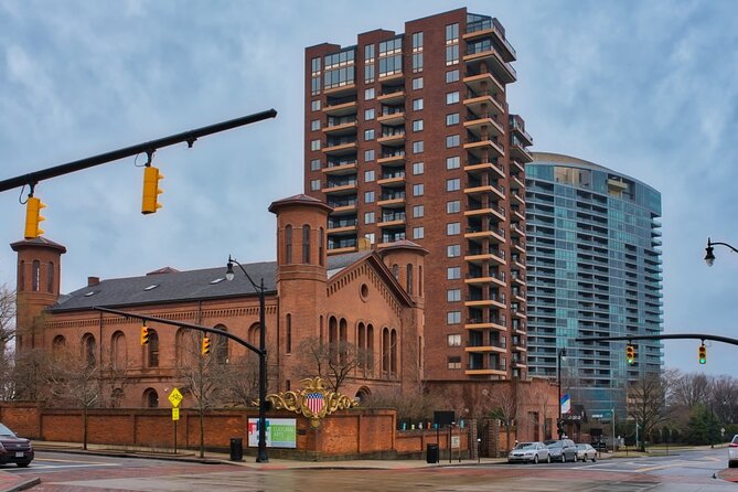 An Exciting Scavenger Hunt: Discovering Columbus - Who This Is Best For (And Who Might Skip It)