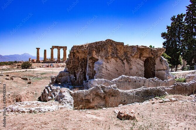 Ancient Corinth: Self-Guided Audiovisual Tour with 3D Models - Languages and self-guided comfort: a tour you can actually use