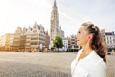 Antwerp: City Walk with Audio Guide in 7 Languages on your Phone - Grote Markt: where guilds and power show off