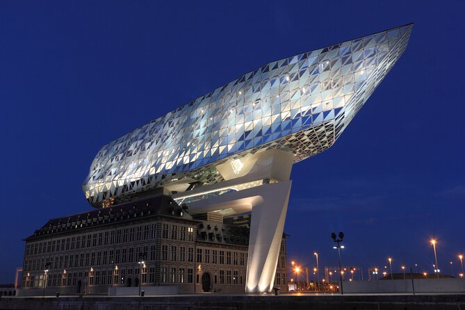 Antwerp Scavenger Hunt and Best Landmarks Self Guided Audio Tour - Het Steen and Museum Vleeshuis—riverfront energy on your terms