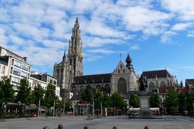 Antwerp Scavenger Hunt and Highlights Self Guided Audio Tour - Route in Motion: What 3.5 km Adds Up To