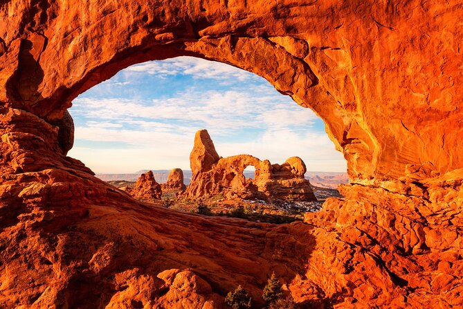 Arches National Park Self-Guided Driving Audio Tour - Timing your drive: timed entry, heat, and the Panorama Point note