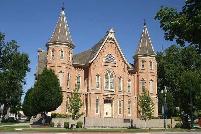 Astounding Scavenger Hunt: A Provo Peak - Key highlights at a glance