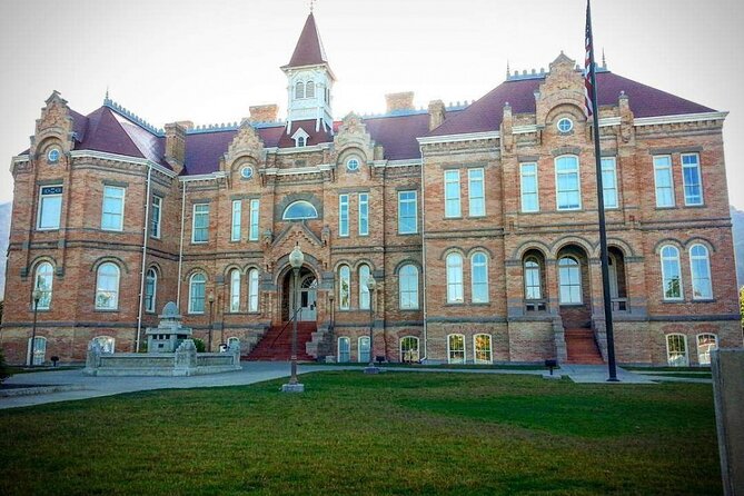 Astounding Scavenger Hunt: A Provo Peak - The Provo Landmarks You’ll Be Aiming For: Tabernacle, City Library, Utah Lake, Bald Knoll