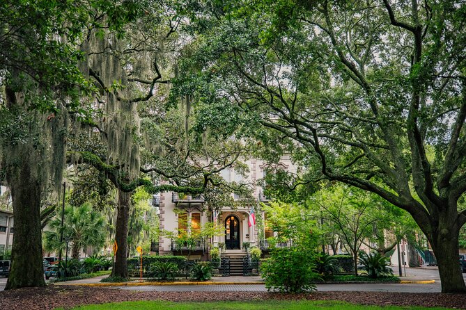 Astounding Scavenger Hunt: Historic Savannah Adventure - Who this scavenger hunt fits best