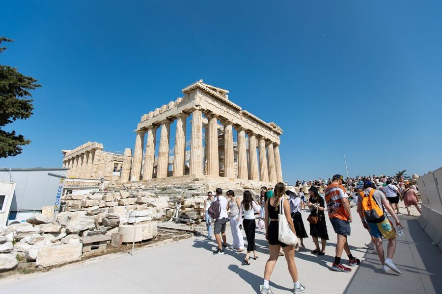 Athens: Acropolis Guided Walking Tour & Plaka Audio Tour - The Parthenon: How a 30-Minute Visit Becomes a Real Experience