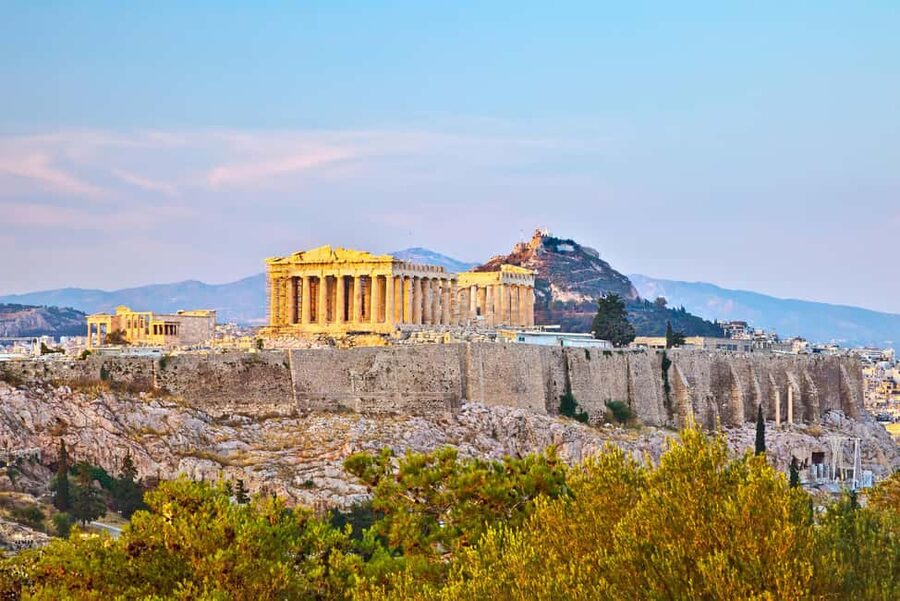 Athens: Acropolis Self-Guided Audiovisual Tour w/ 3D Models - How the app works on-site: link, download, and staying connected