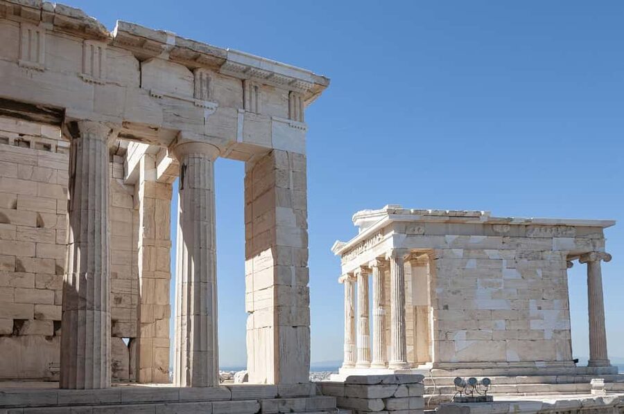 Athens: Acropolis Self-Guided Audiovisual Tour w/ 3D Models - 3D reconstructions: your shortcut to understanding the Parthenon area