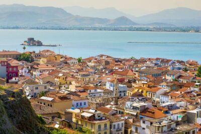 Athens: Peloponnese Highlights Day Trip and V.R. Audio Guide - Pickup in Athens: Where to Be and How Early It Starts