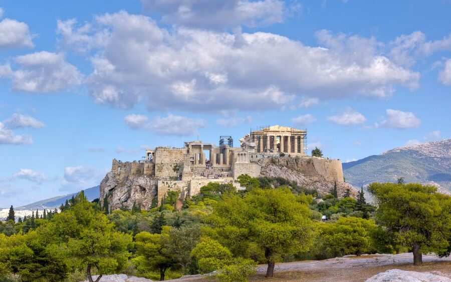 Athens: Plaka to Acropolis Smartphone Audio Tour - Plaka’s narrow lanes and neoclassical faces: your warm-up section