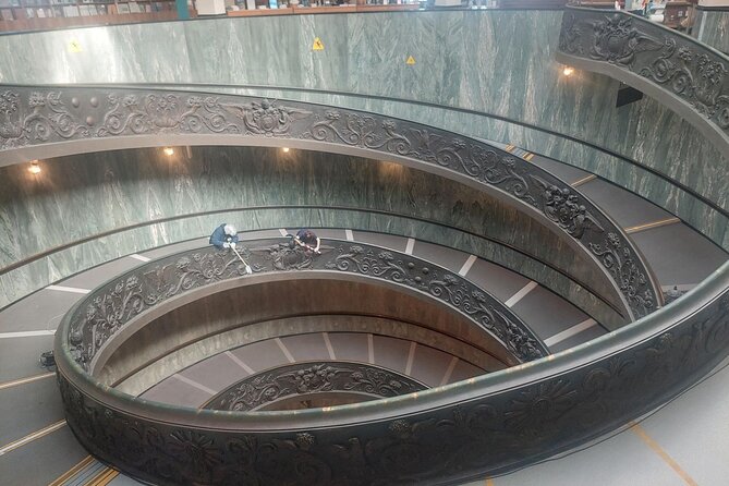 Audio guide in Vatican Museums and Sistine Chapel - Skip-Line Entry and Self-Guided Control Inside the Vatican