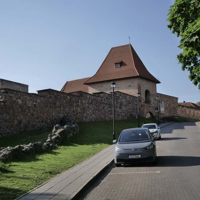 Audio Tour of Vilnius Old Town Core - Wheelchair Accessibility: A Likely Good Fit, With One Note