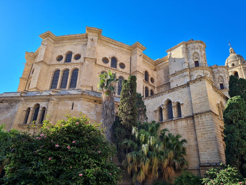 Audioguide City Walk Malaga for cruises (German & English) - What you’ll learn: culture, architecture, history—attached to real places
