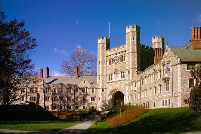 Awesome Princeton Scavenger Hunt: Princeton Flourish - The Nassau Hall Area: Stories You Can See Without a Lecture