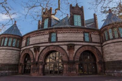 Awesome Princeton Scavenger Hunt: Princeton Flourish - Getting Started at Nassau Hall (And Not Getting Stuck on the App)