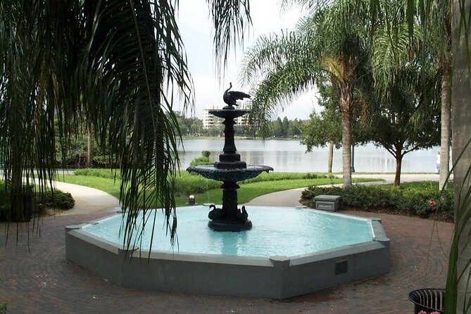 Awesome Scavenger Hunt: Lake Eola's Art Scene & Scenery - Orange County Regional History Center: The Puzzle-Heavy Pause
