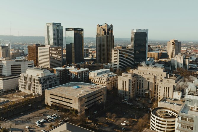 Awesome Scavenger Hunt: Pillars of Birmingham - What the Photo Challenges and Points System Do for Your Group