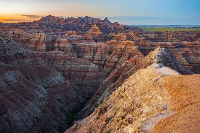 Badlands National Park Self-Guided Driving Audio Tour - Download once, then rely on offline audio in the park