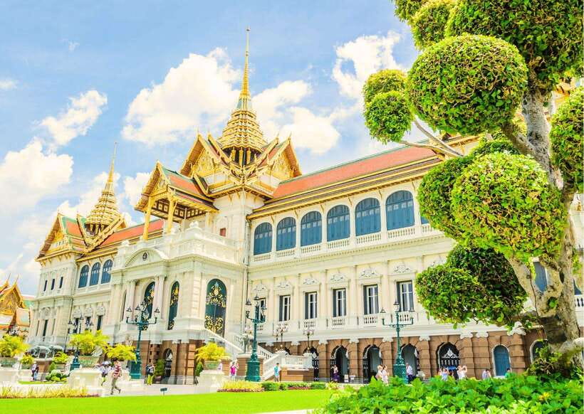 Bangkok: Grand Palace & Emerald Buddha Entry with Audioguide - Priority Entrance: Getting Into the Grand Palace Faster