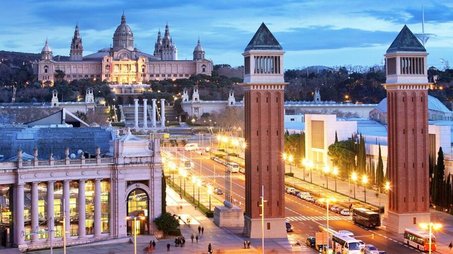 Barcelona Audioguide - TravelMate app for your smartphone - Barcelona Without a Paper Ticket: Total Autonomy With TravelMate