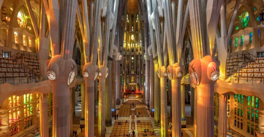 Barcelona: Sagrada Familia Entry Ticket with Audio Guide - The audio guide: the main event (and your phone will be in charge)